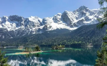 Lago Eibsee en Baviera, Alemania