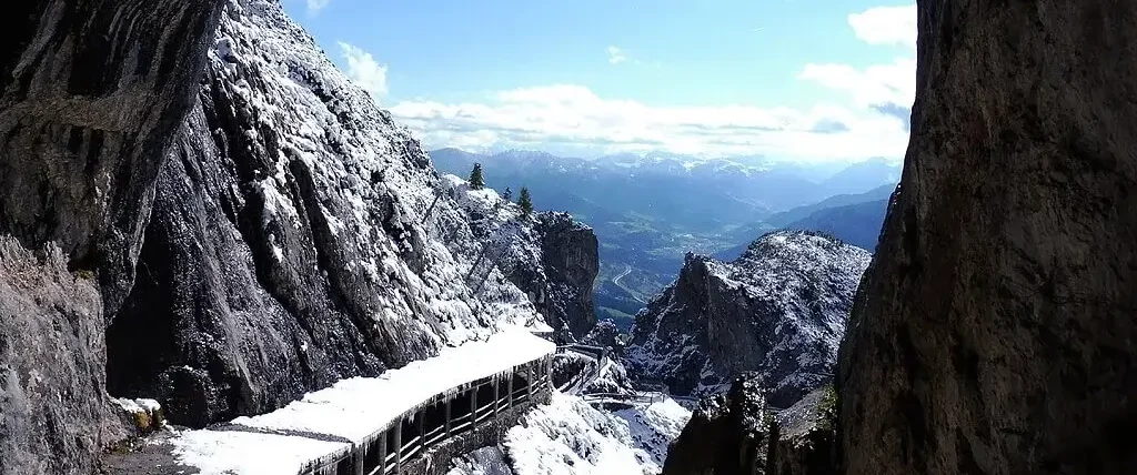 Glaciar Eisriesenwelt en Werfen, Austria